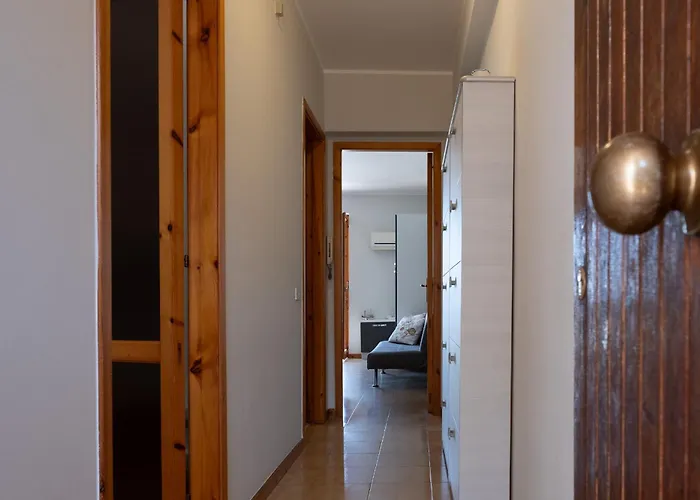 Apple House * 贾迪尼-纳克索斯